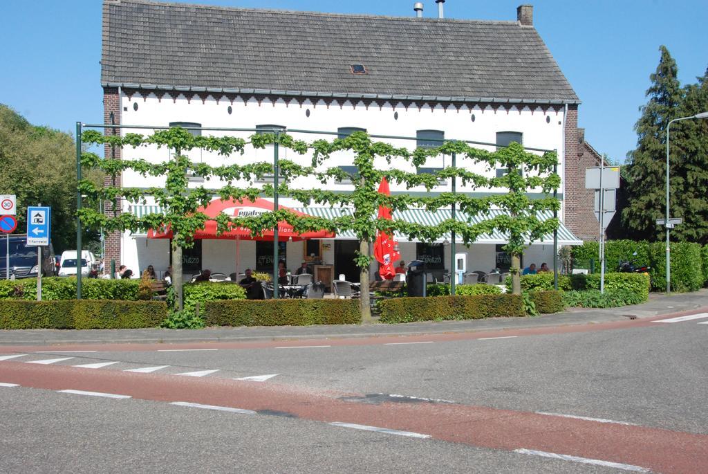 B&B Eten&Zo Tienraij Exterior photo